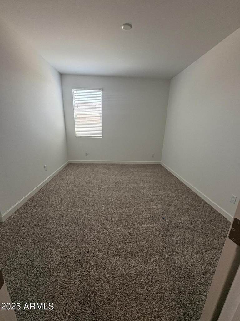 17790 W Turquoise Avenue - Photo 10
