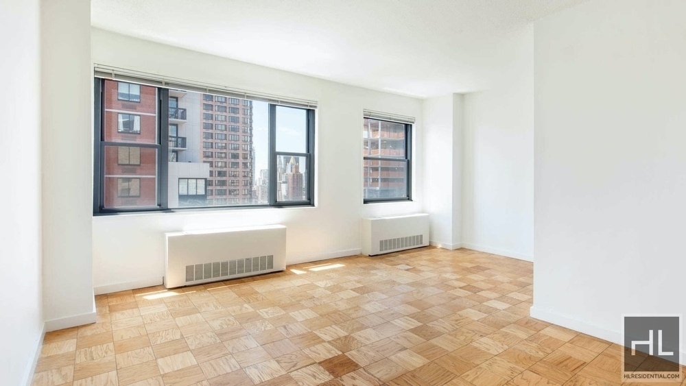 East 40th Street - Photo 4