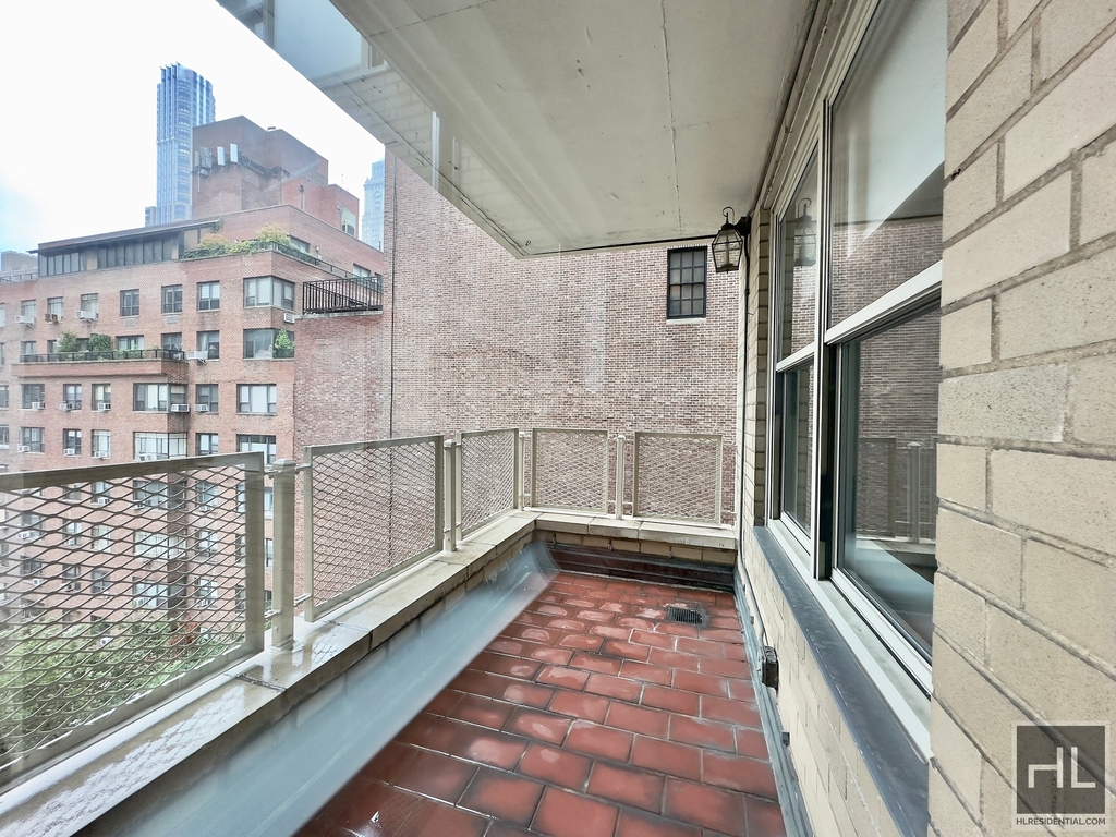 Park Avenue - Photo 3