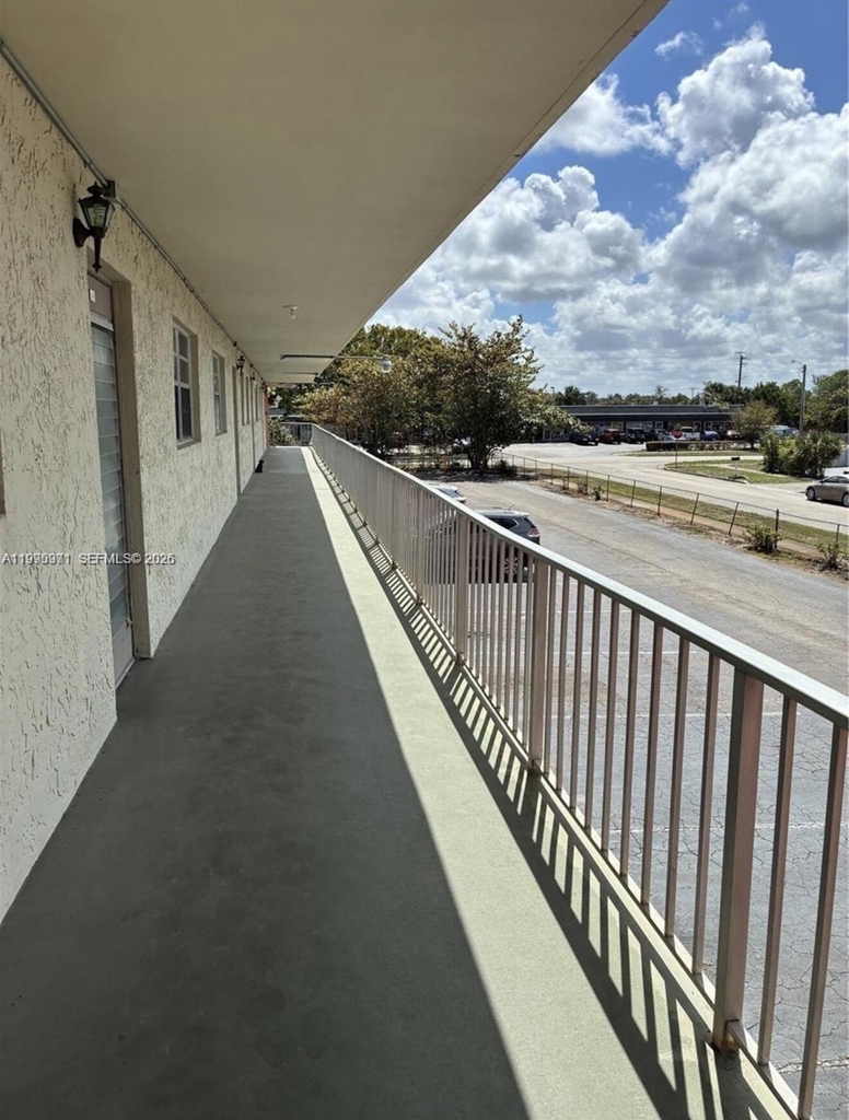 609 S State Road 7 - Photo 10