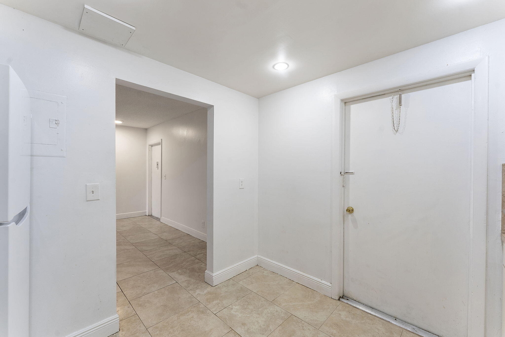 632 Nw 13th Street - Photo 1