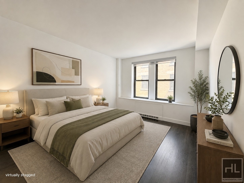 666 West End Avenue - Photo 2
