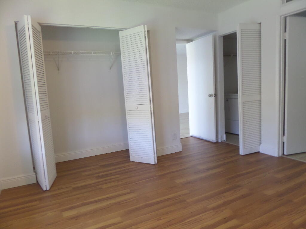 1523 Lake Crystal Drive - Photo 9