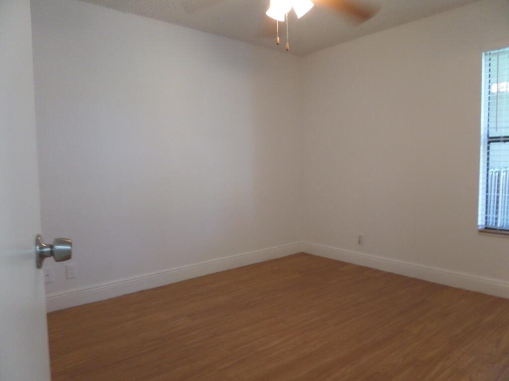 1523 Lake Crystal Drive - Photo 11