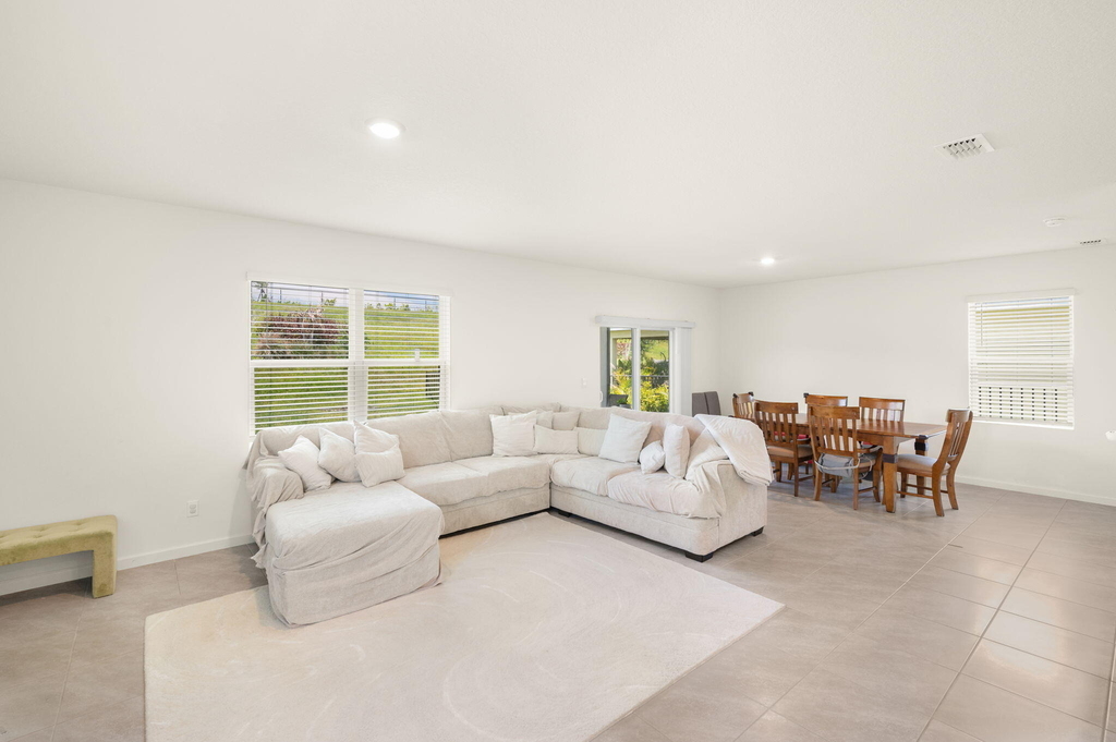 10764 Sw Vasari Way - Photo 8