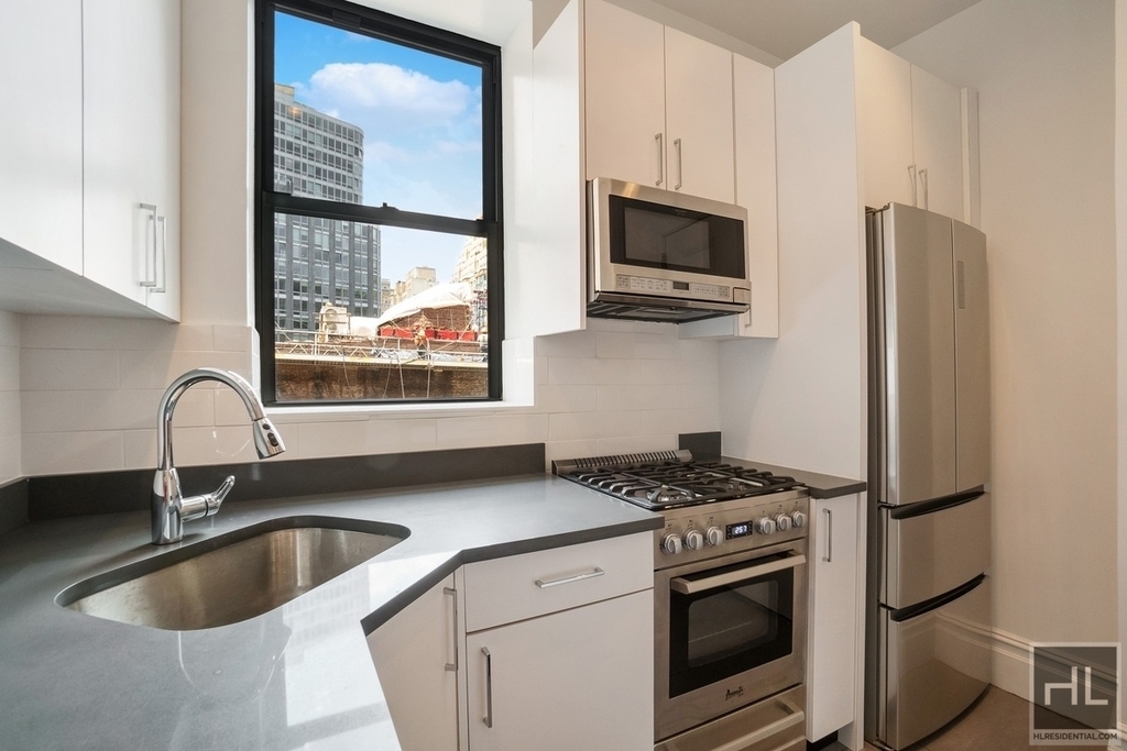 West 72 Street - Photo 3