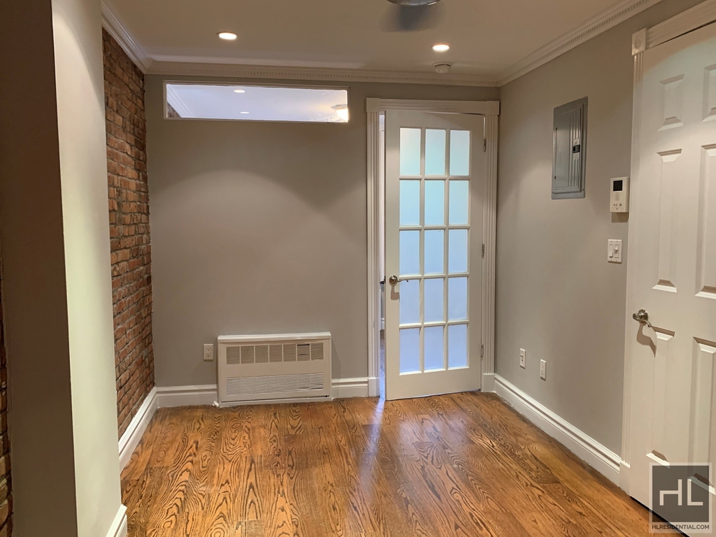 West 103rd Street - Photo 3