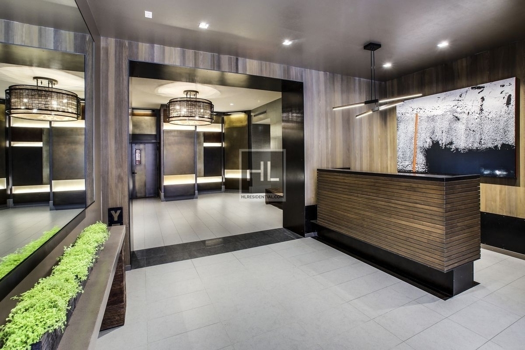 Park Avenue South - Photo 5