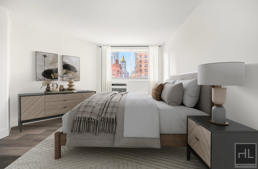 Second Avenue - Photo 1