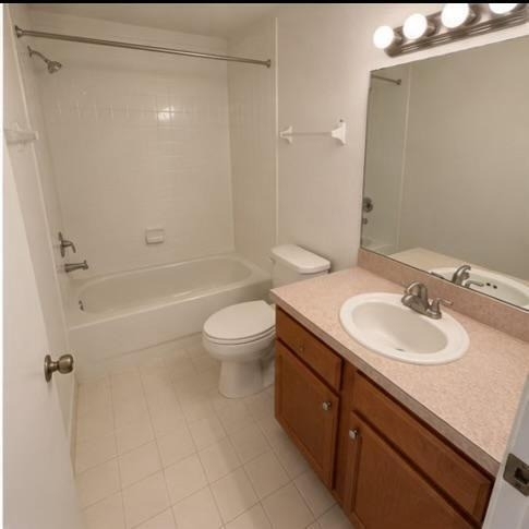 2445 Sw 18th - Photo 4