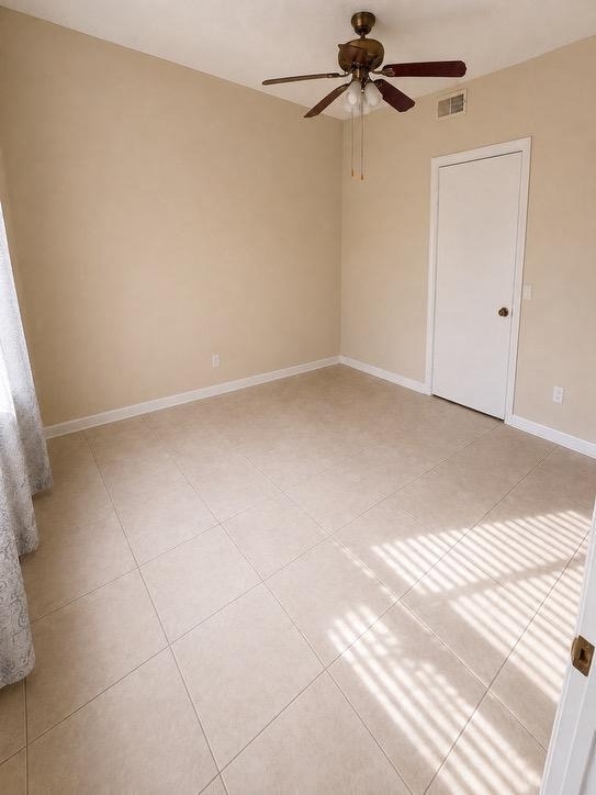 2445 Sw 18th - Photo 2