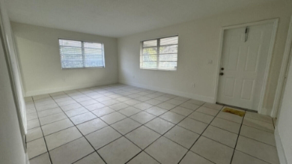 842 S 63rd Avenue - Photo 12