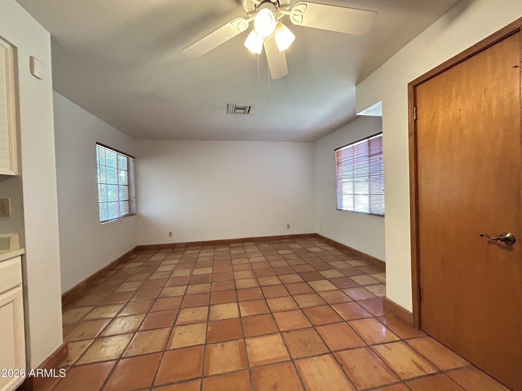 3122 E Montecito Avenue - Photo 4