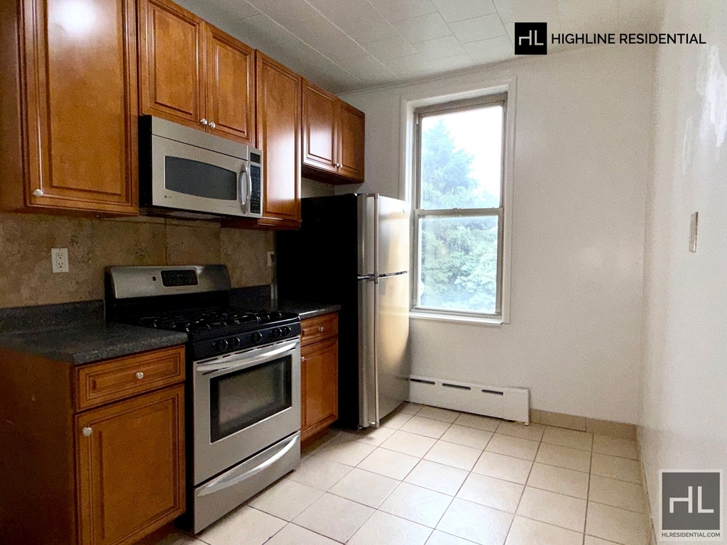 33-19 9 Street - Photo 8
