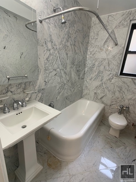 East 68 Street - Photo 3