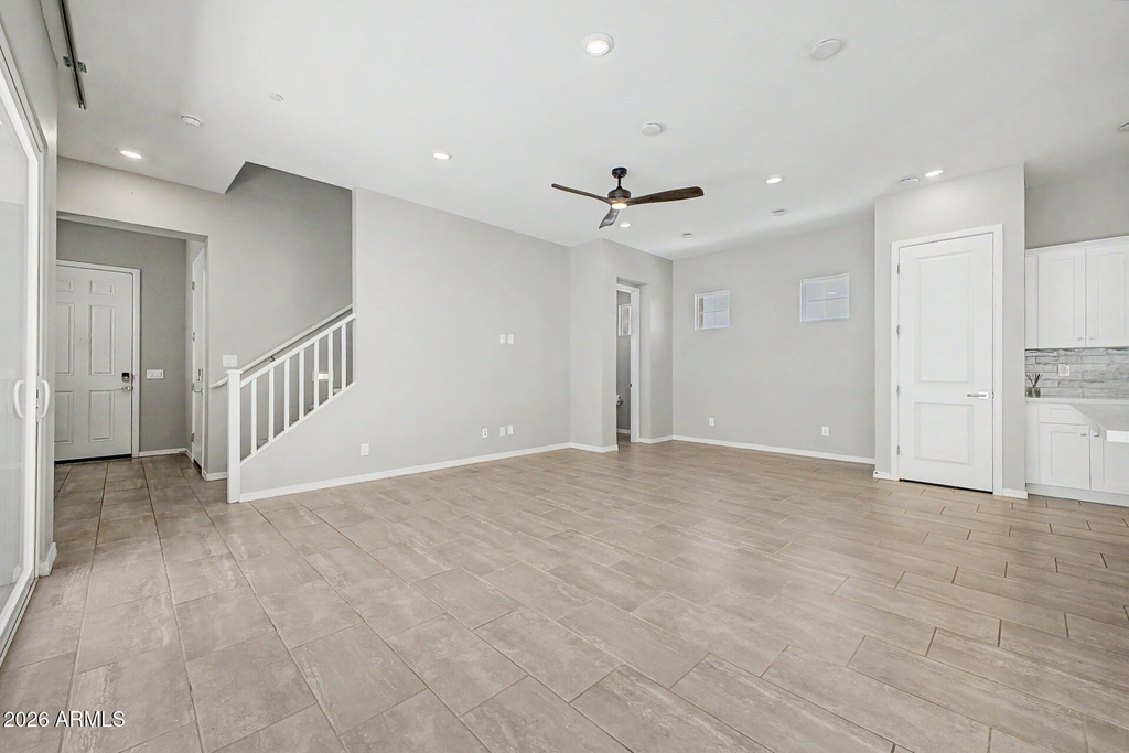 291 E Markwood Drive - Photo 1