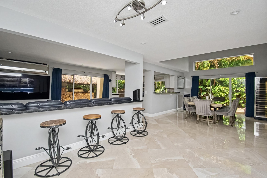 7685 Nw 61st Terrace - Photo 8