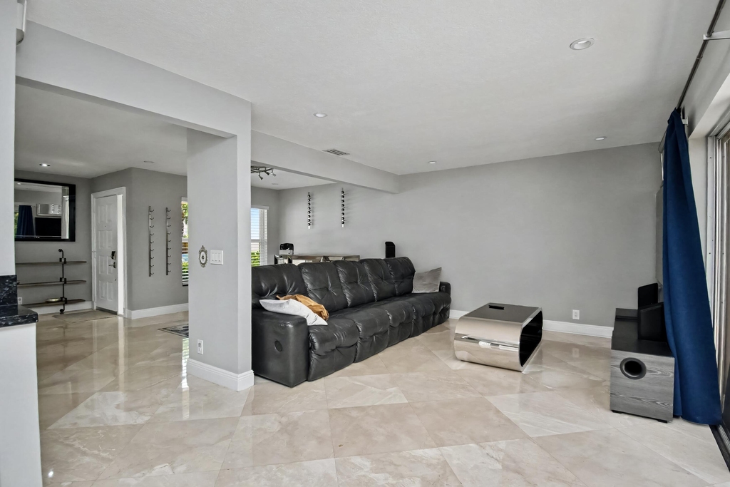 7685 Nw 61st Terrace - Photo 17