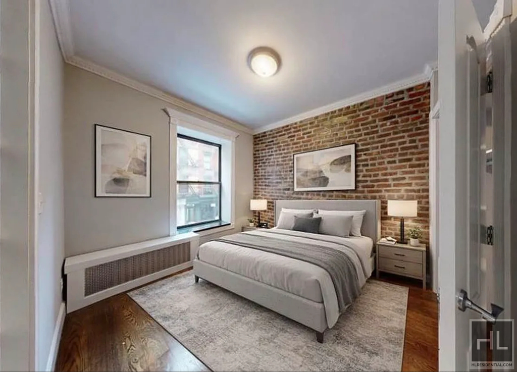 East 13th Street - Photo 2