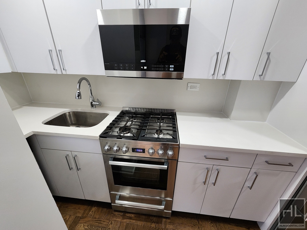 East 35 Street - Photo 0