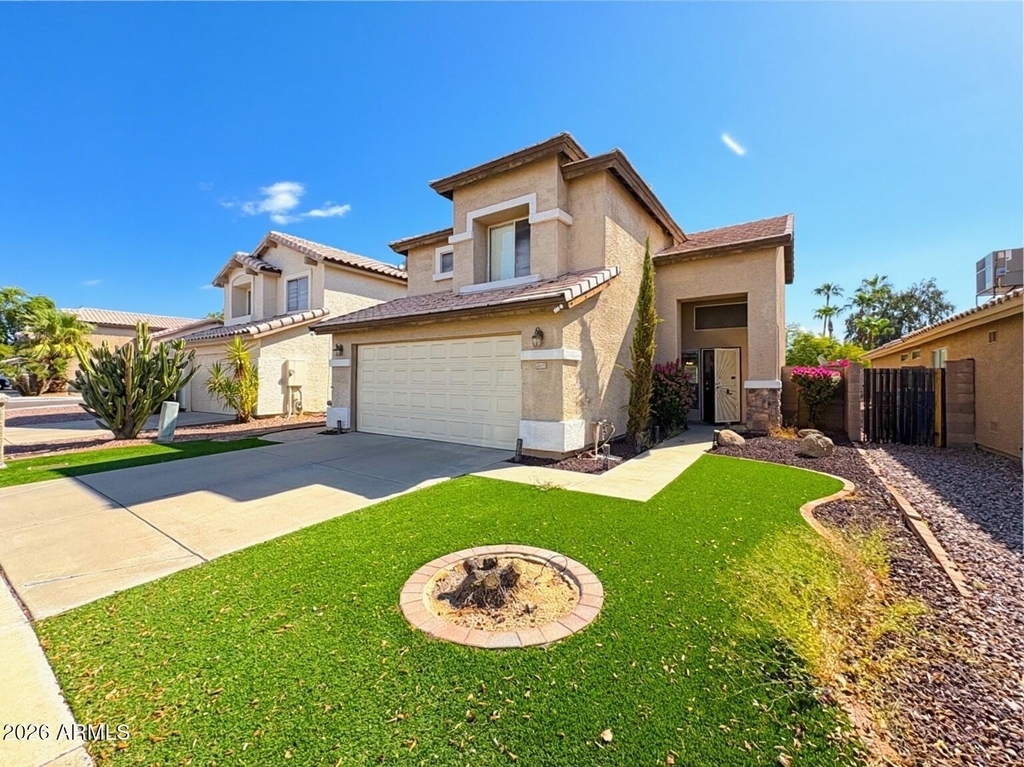 18819 N 39th Way - Photo 1