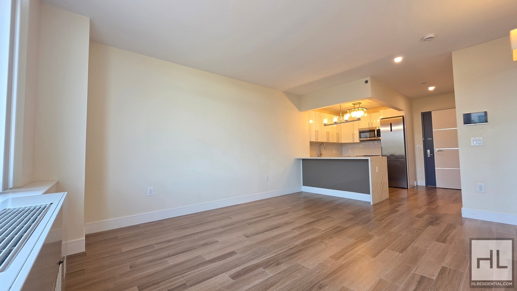 103-14 Northern Boulevard - Photo 4