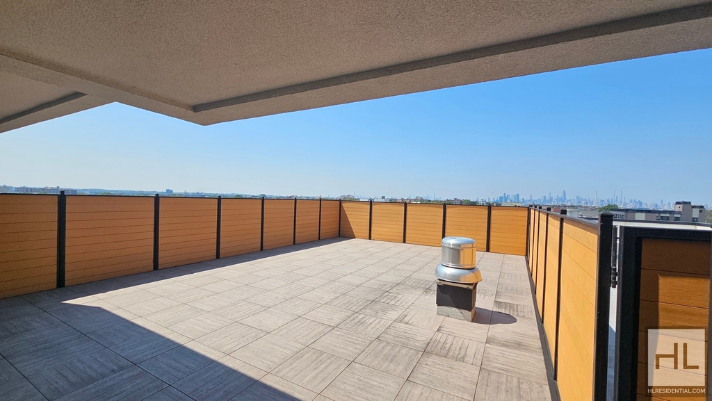 103-14 Northern Boulevard - Photo 8