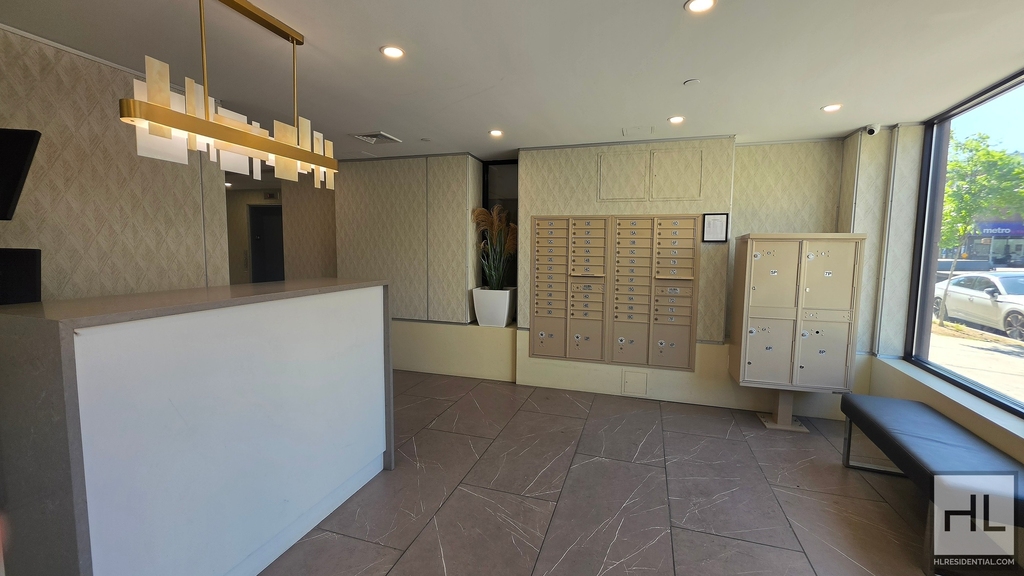 103-14 Northern Boulevard - Photo 12