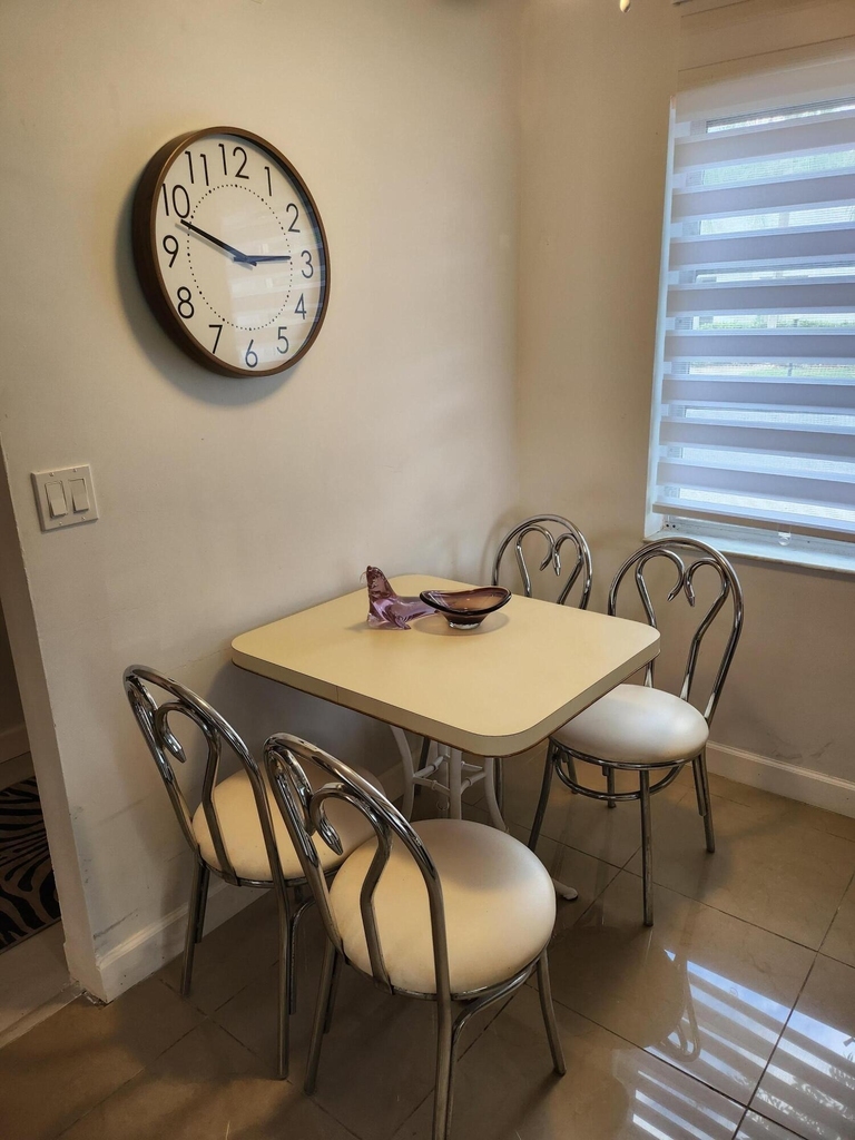 8934 Sunnywood Place - Photo 4