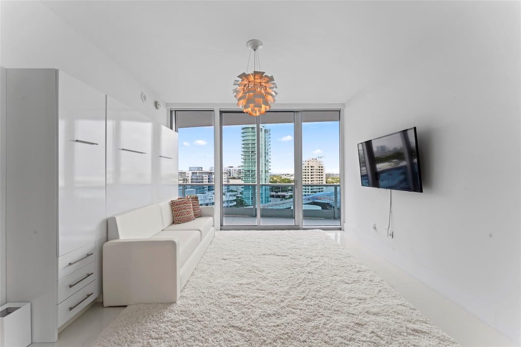 5959 Collins Avenue - Photo 22