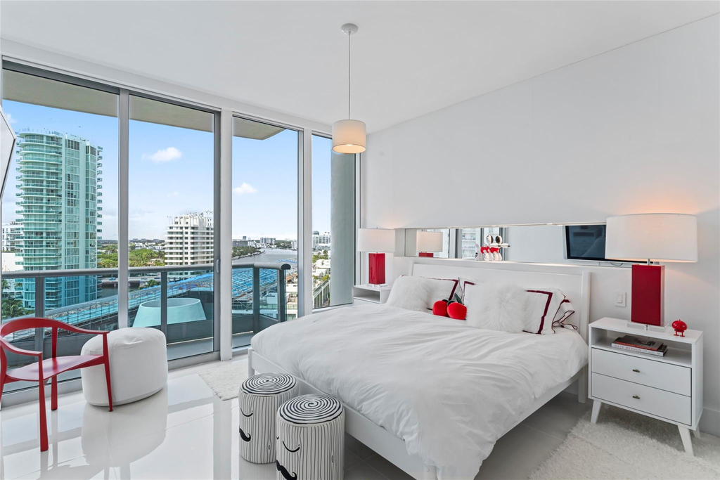 5959 Collins Avenue - Photo 27