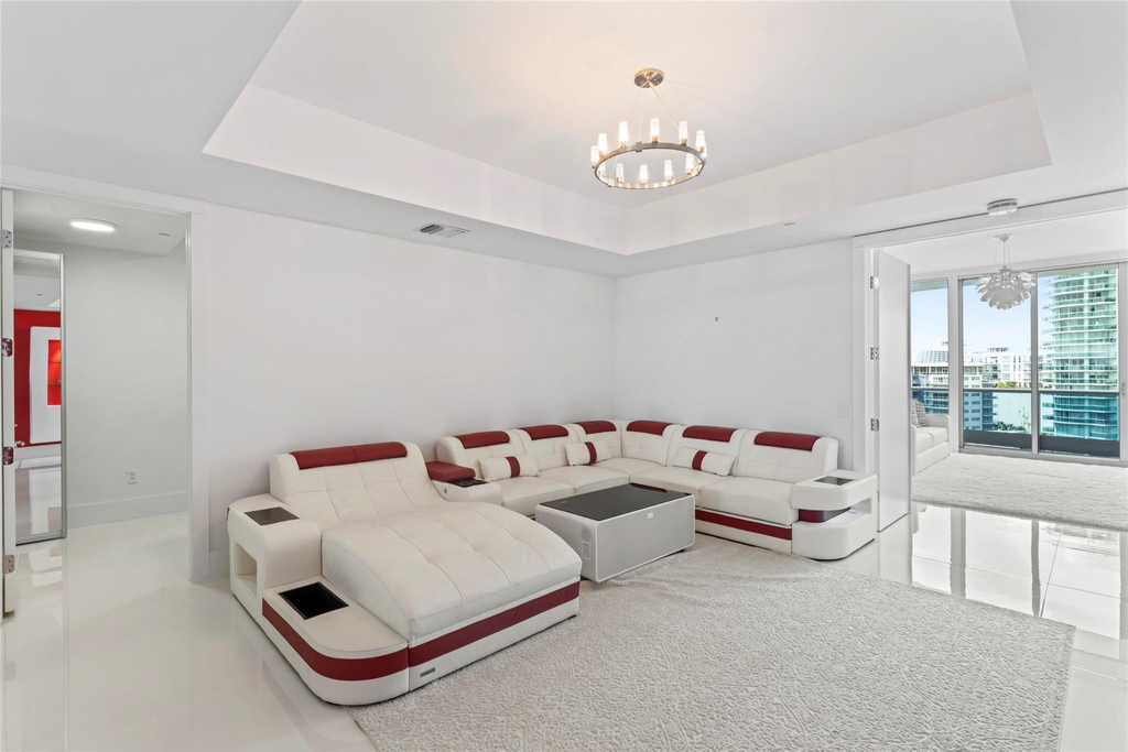 5959 Collins Avenue - Photo 18