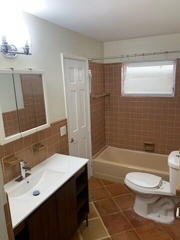 223 Se 14th Place - Photo 25