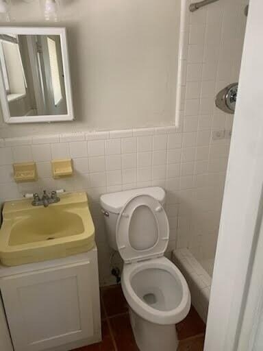 223 Se 14th Place - Photo 18