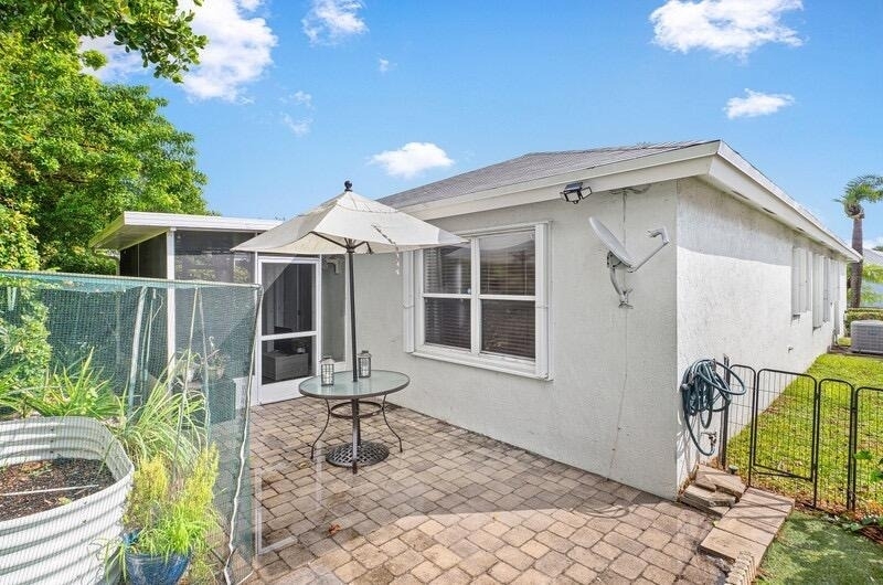 110 Sunset Boulevard - Photo 23
