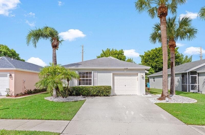 110 Sunset Boulevard - Photo 0