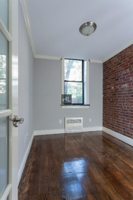 West 14 Street - Photo 4