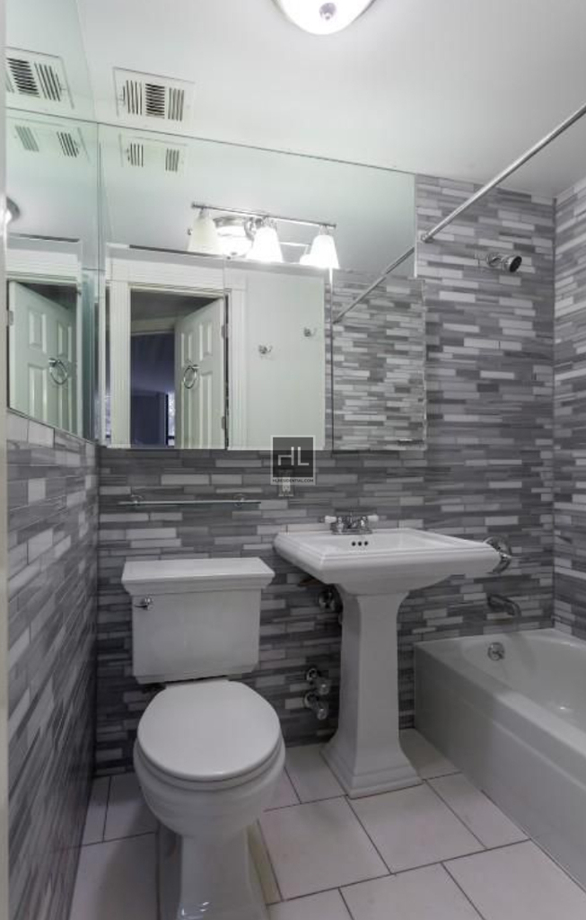 West 14 Street - Photo 7