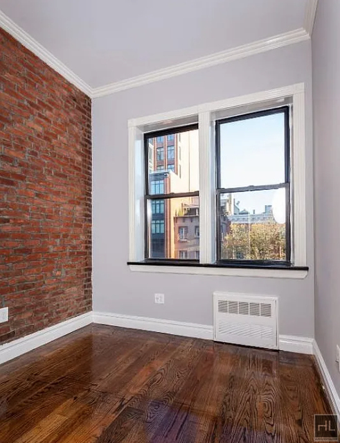 West 14 Street - Photo 2