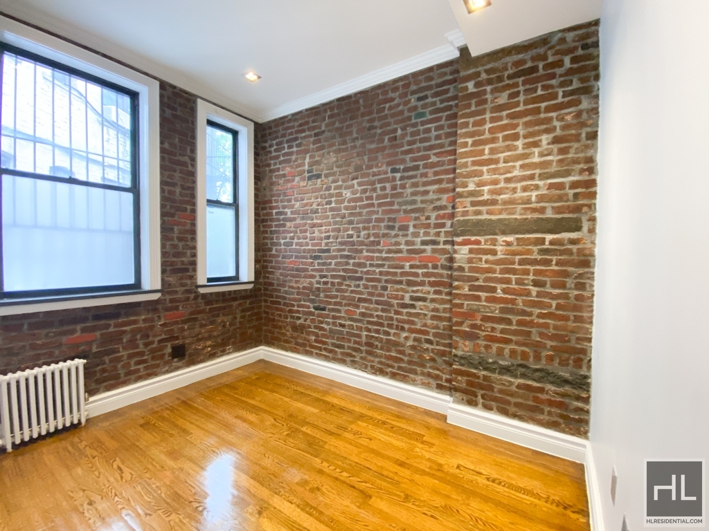 East 13th Street - Photo 1