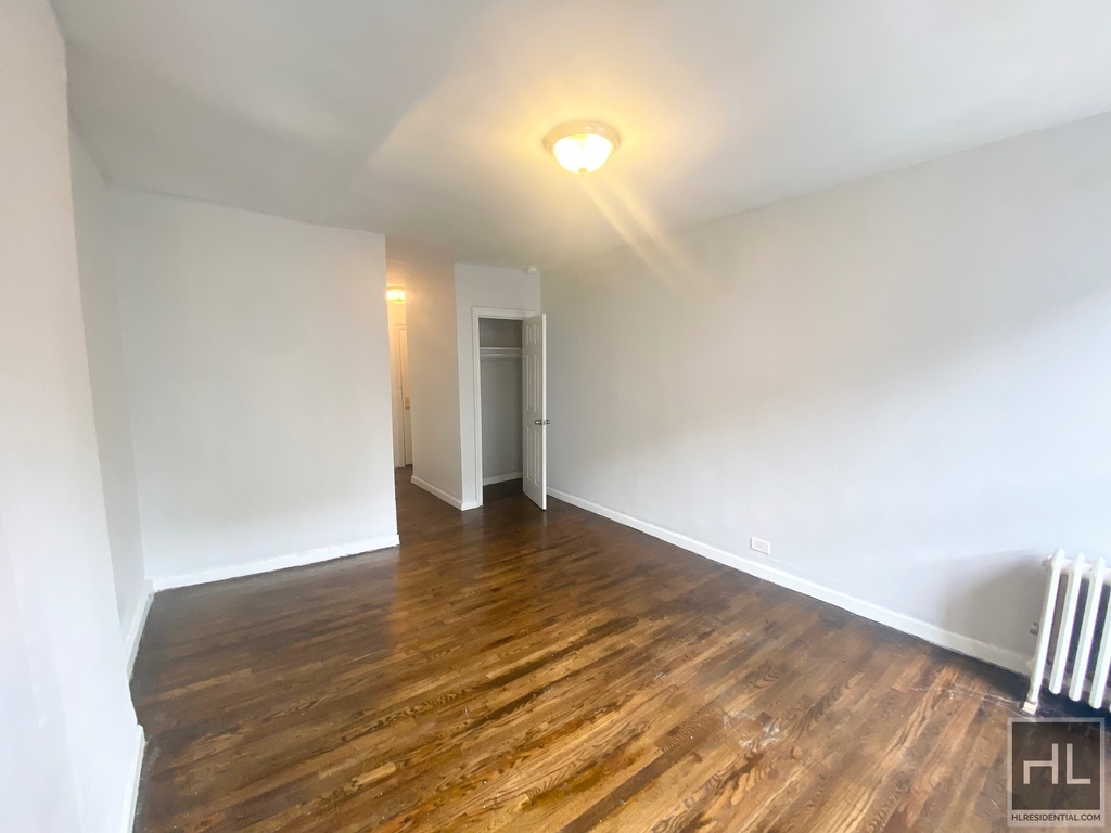 East 4 Street - Photo 1