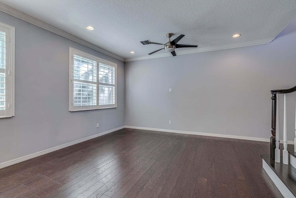 4628 Mediterranean Circle - Photo 5