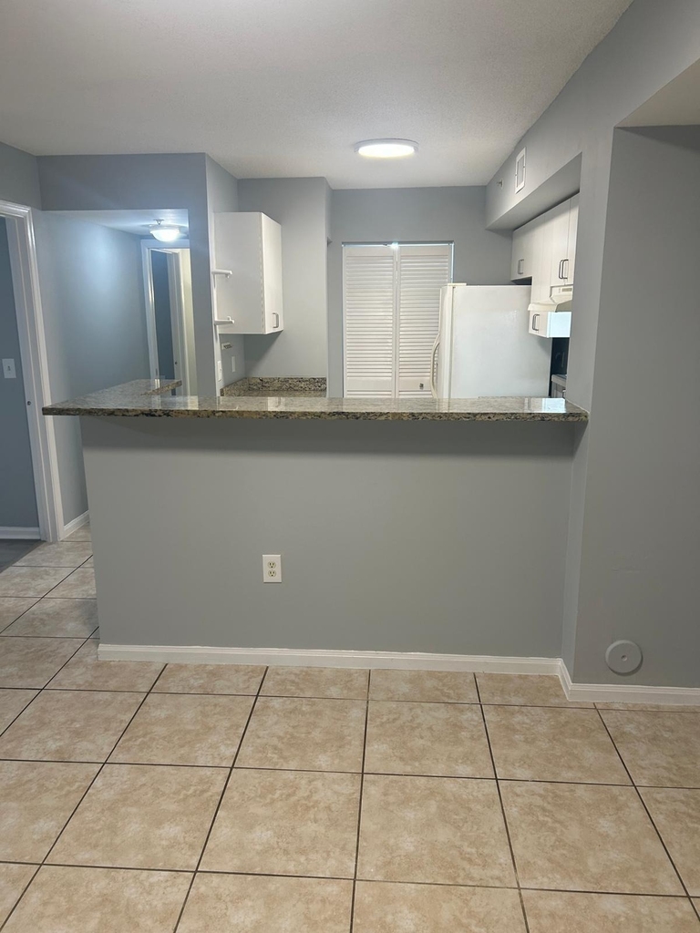 4820 N State Road 7 - Photo 26