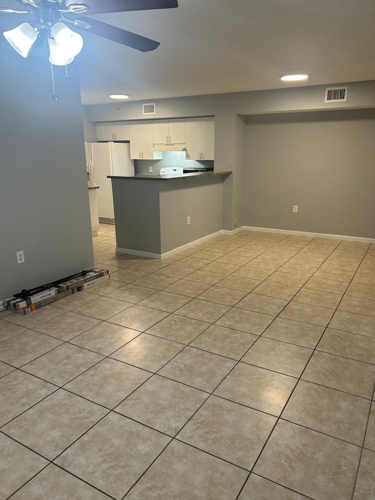 4820 N State Road 7 - Photo 5