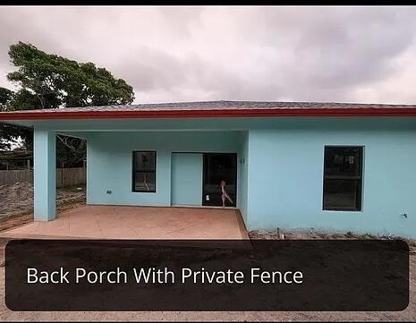 409 Broward Avenue - Photo 4