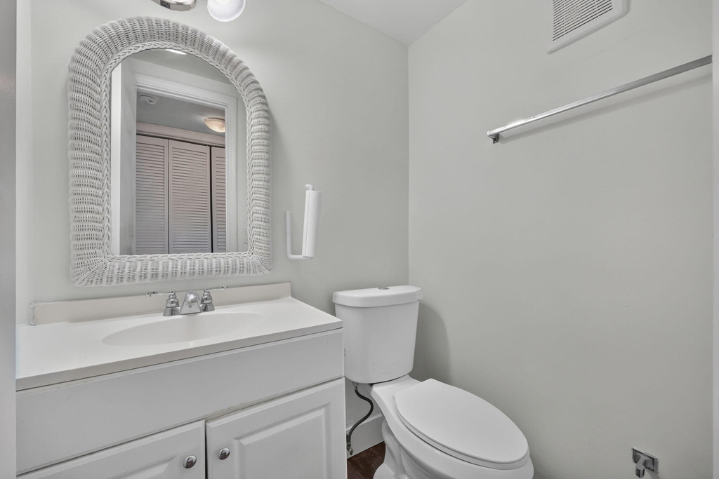 104 E Easthampton E - Photo 10