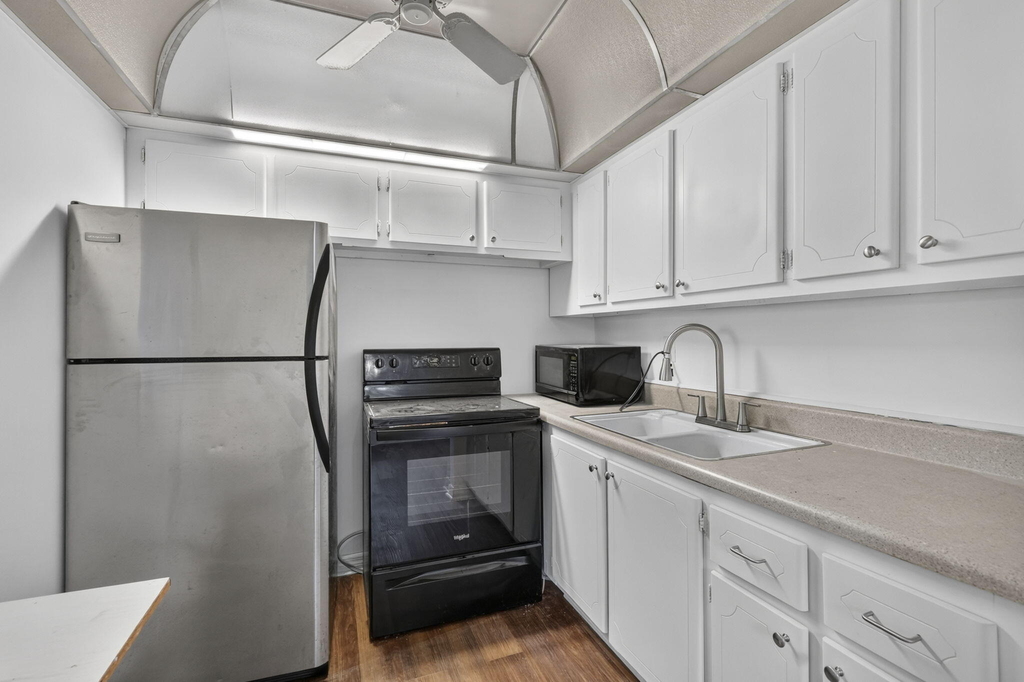 104 E Easthampton E - Photo 13