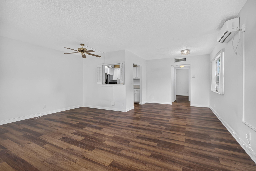 104 E Easthampton E - Photo 16