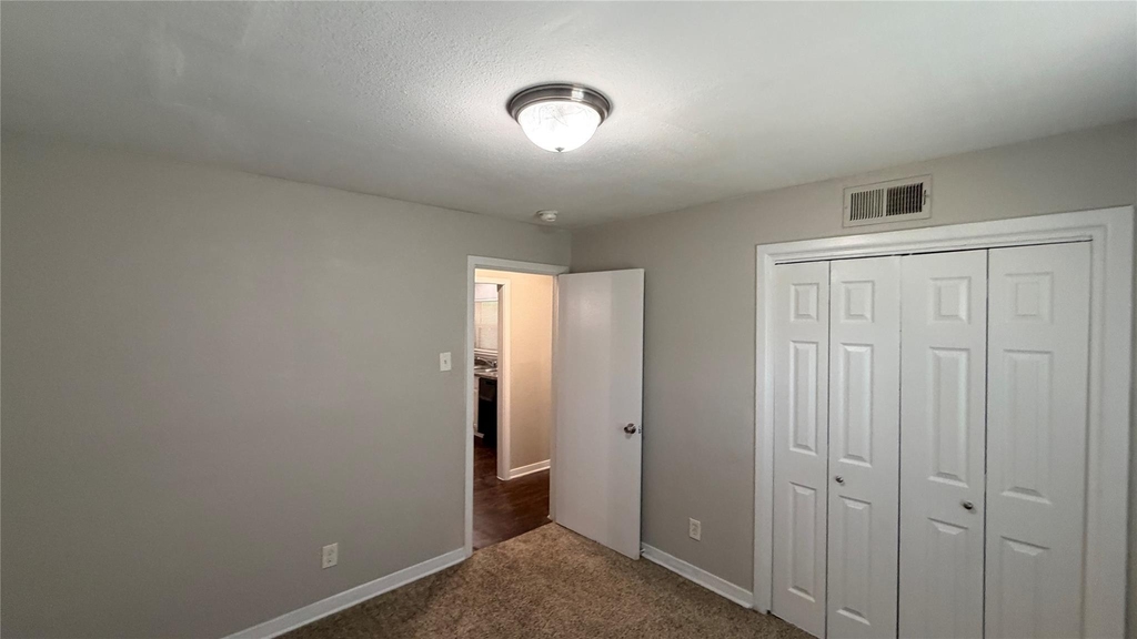 7420 Arborcrest Drive - Photo 11