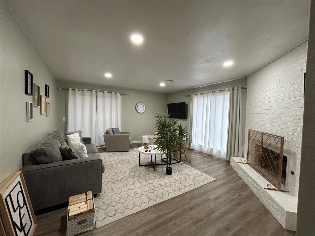529 Nw 137th Street - Photo 1